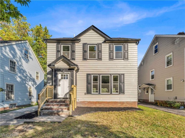1163 Pennfield Road, Cleveland Heights, OH - Photo 2