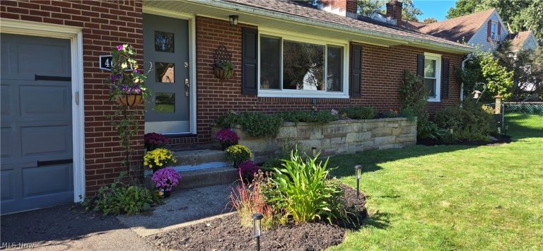 4649 Roosevelt Avenue, Canton, OH - Photo 2
