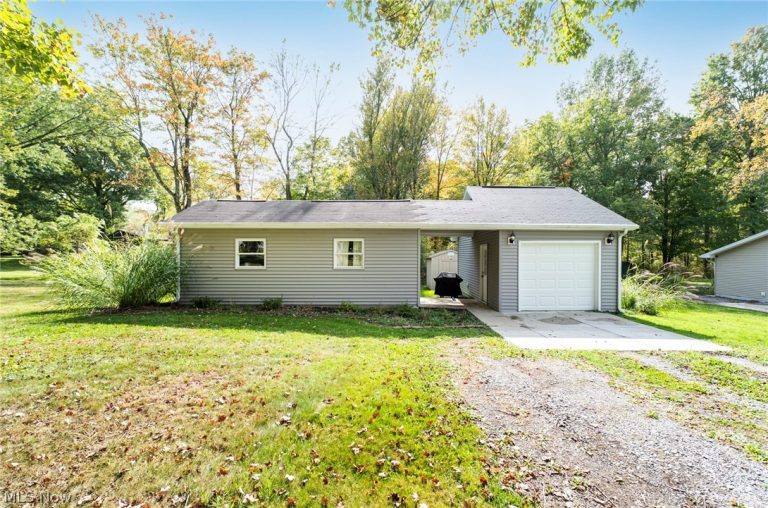445 Park Avenue, Poland, OH - Photo 2
