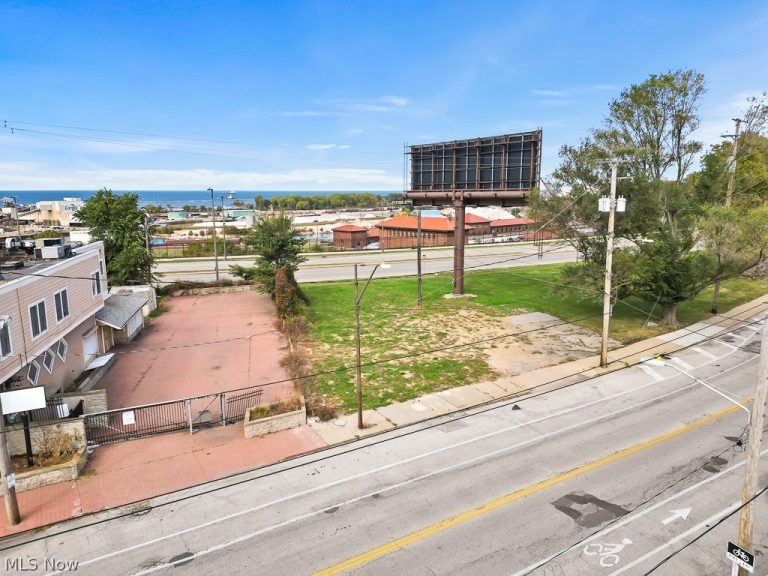 4104 Detroit Avenue, Cleveland, OH - Photo 3