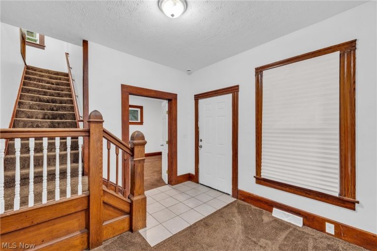 4201 39th Street, Cleveland, OH - Photo 4
