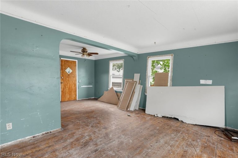 13309 Clifford Avenue, Cleveland, OH - Photo 6