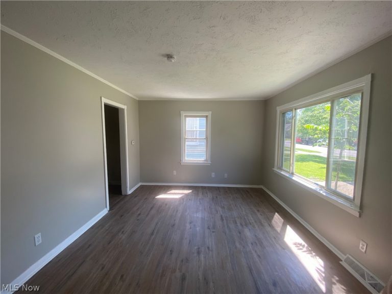 12202 Lena Avenue, Cleveland, OH - Photo 2