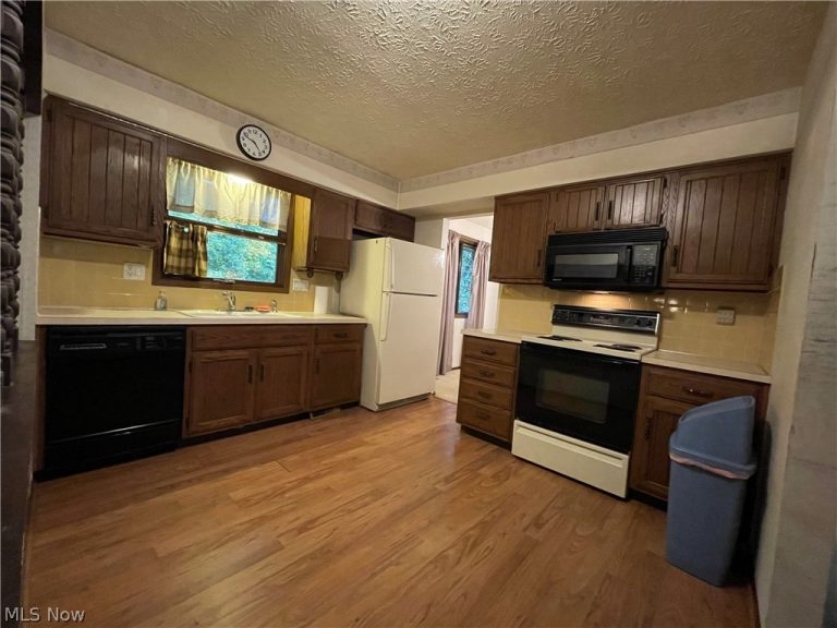 3585 Monte Vista Drive, Brunswick, OH - Photo 4