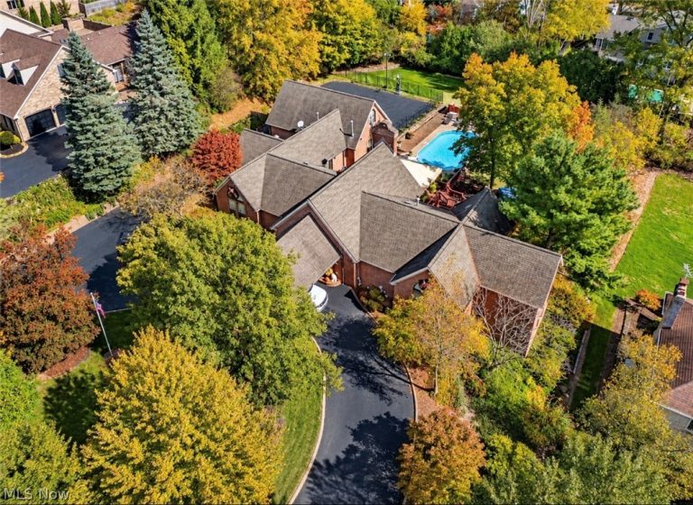6145 Pebble Beach Court, Canfield, OH - Photo 8