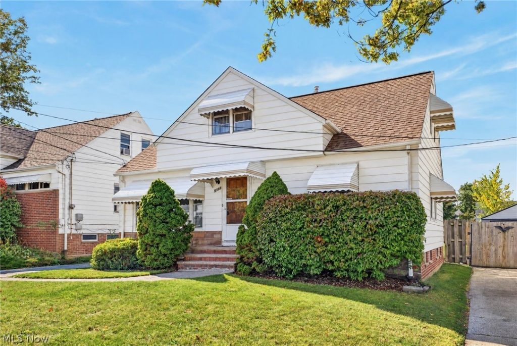 5392 132nd Street, Garfield Heights, OH