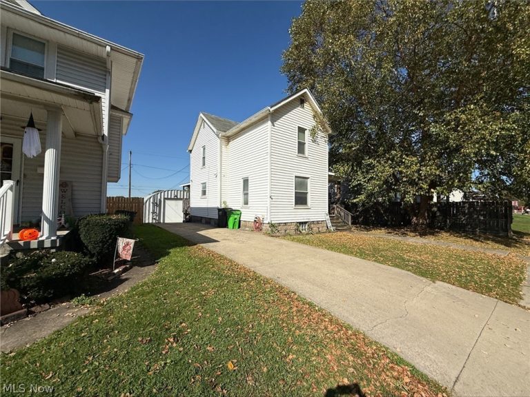 137 15th Street, Coshocton, OH - Photo 6