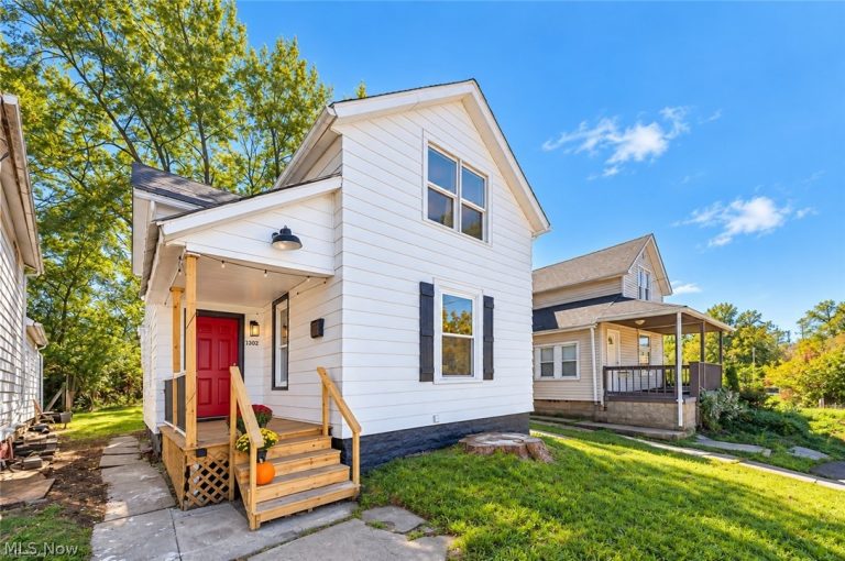 7802 Jones Road, Cleveland, OH, 44105