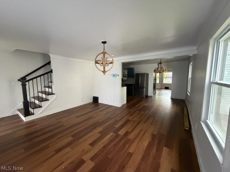 3957 Strandhill Road, Cleveland, OH - Photo 4