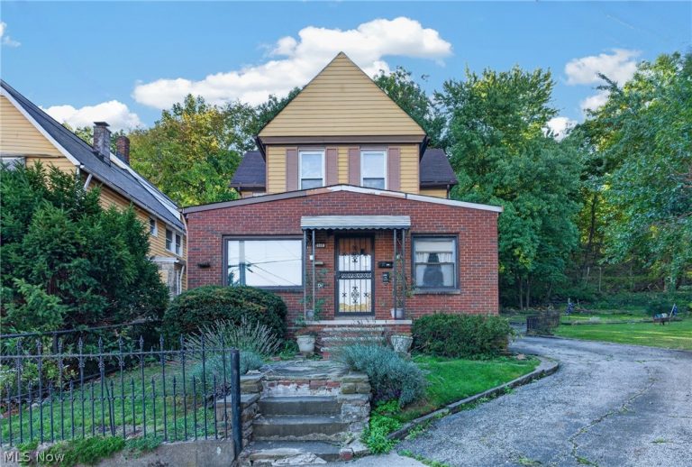 2117 Fairview Avenue, Cleveland, OH, 44106