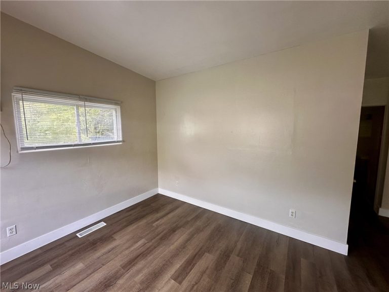 2356 Newton Street, Akron, OH - Photo 2