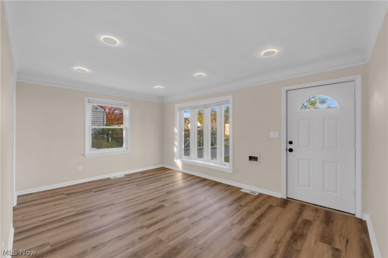 3881 188th Street, Cleveland, OH - Photo 4