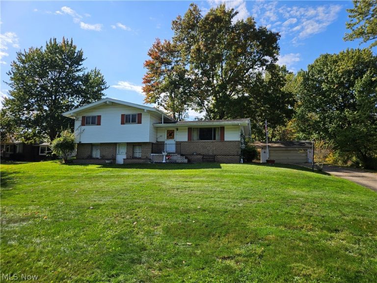 414 Broadview Road, Tallmadge, OH - Photo 2