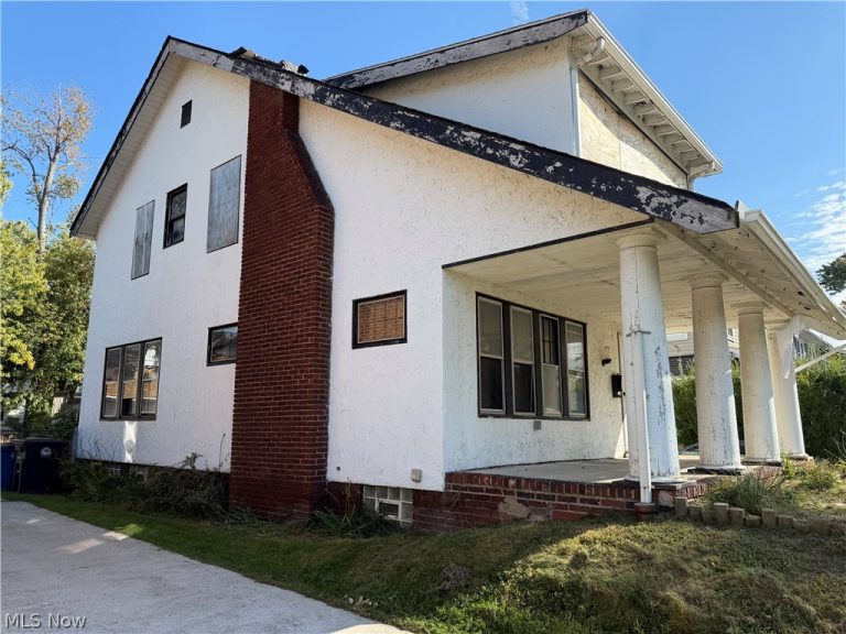 269 150th Street, Cleveland, OH - Photo 2