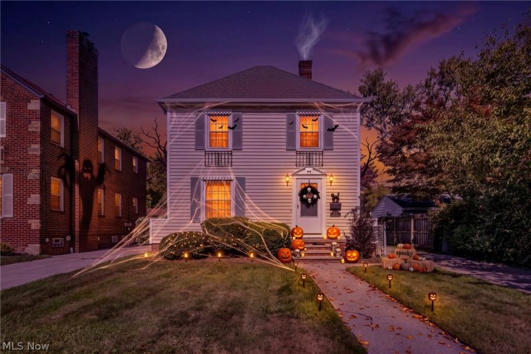 14912 Fernway Avenue, Cleveland, OH - Photo 3