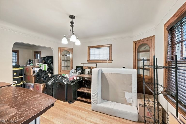 1748 Saratoga Avenue, Cleveland, OH - Photo 3