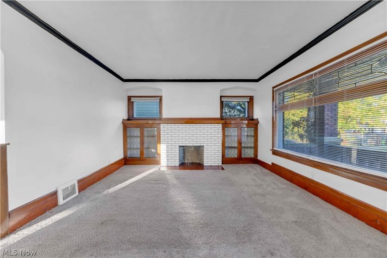 10004 Park Heights Avenue, Garfield Heights, OH - Photo 4