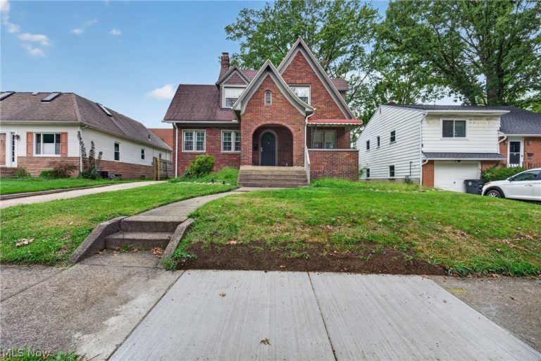 654 Moreley Avenue, Akron, OH, 44320