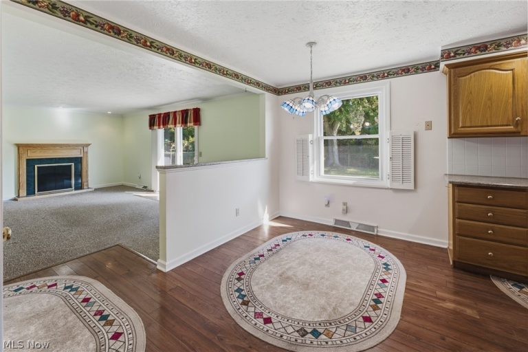 8508 Kellydale Street, Massillon, OH - Photo 8