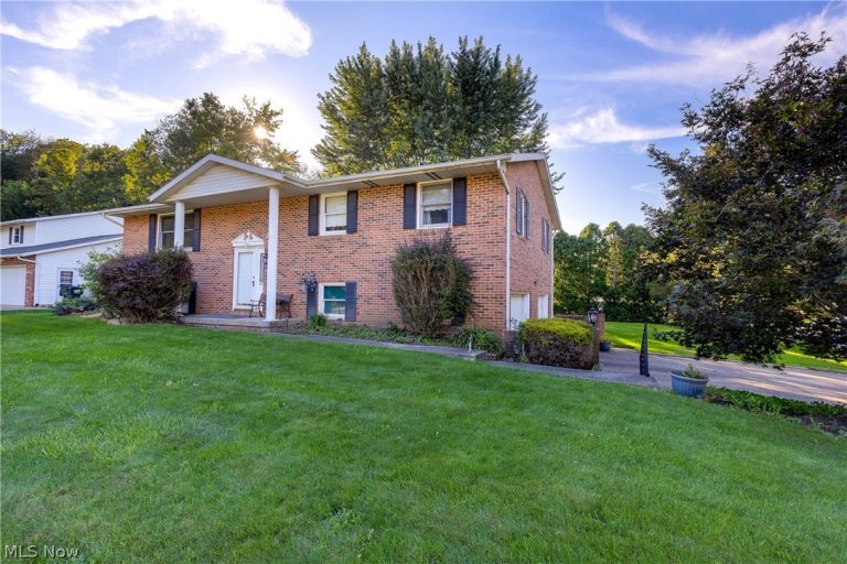 975 Norwich Avenue, Massillon, OH - Photo 2