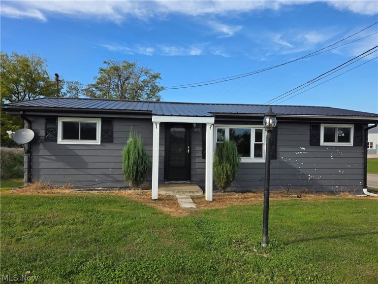 4595 Boggs Road, Zanesville, OH, 43701