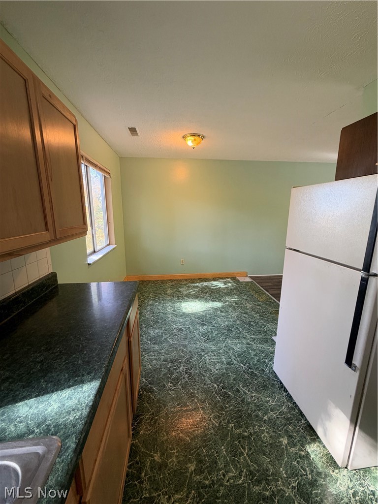 1120 Maryville Avenue, Akron, OH - Photo 5