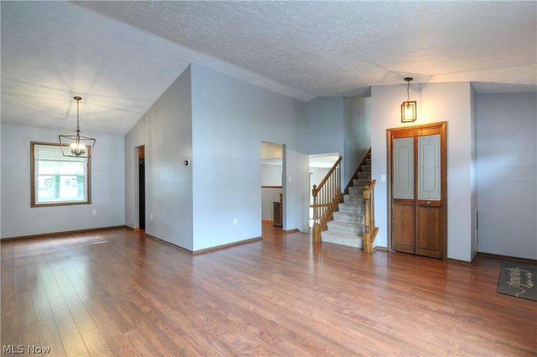 3940 Canterbury Drive, Brunswick, OH - Photo 3