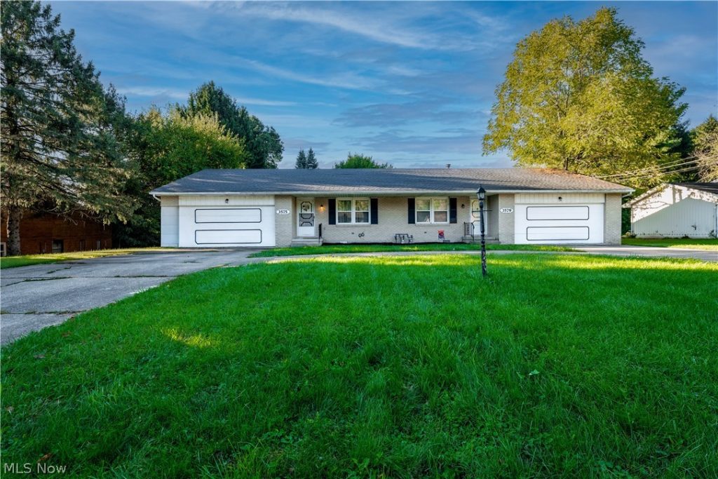 3575 Perry Drive, Massillon, OH