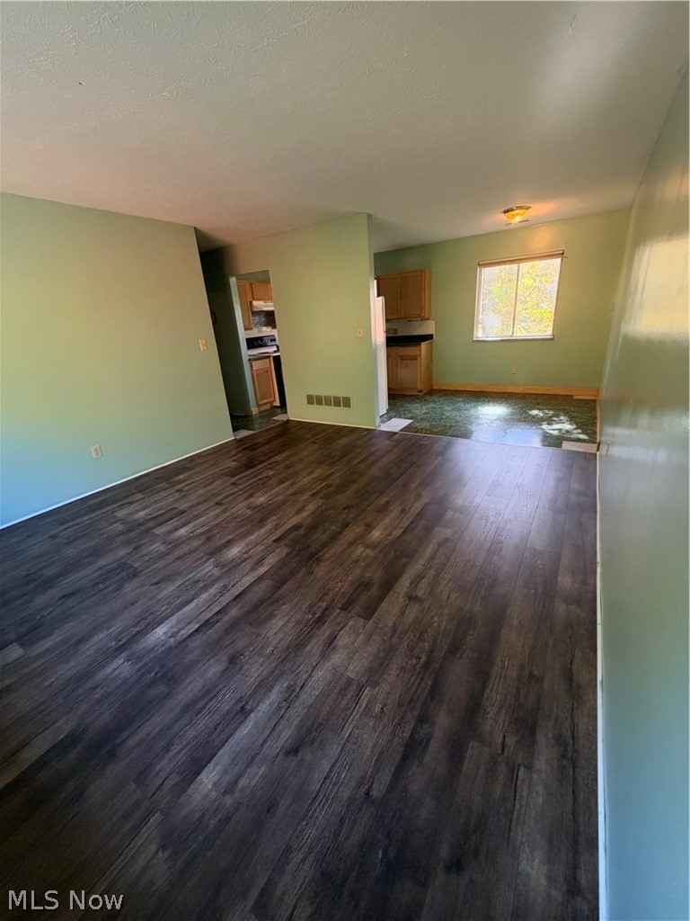 1120 Maryville Avenue, Akron, OH - Photo 3