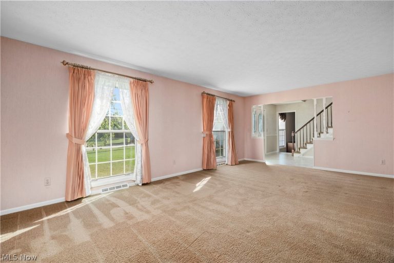 17880 Inlet Drive, Strongsville, OH - Photo 5