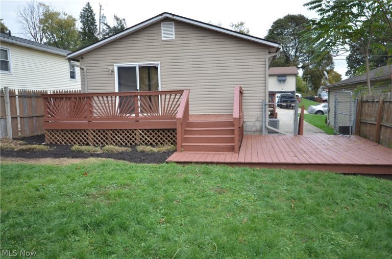 458 Sieber Avenue, Akron, OH - Photo 5