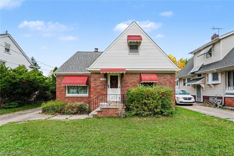 17829 Dillewood Road, Cleveland, OH, 44119