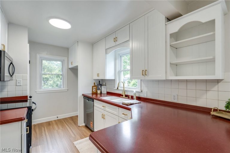136 36th Street, Canton, OH - Photo 5