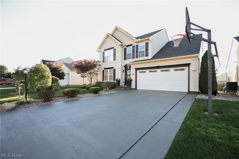 5264 Otten Road, North Ridgeville, OH - Photo 2