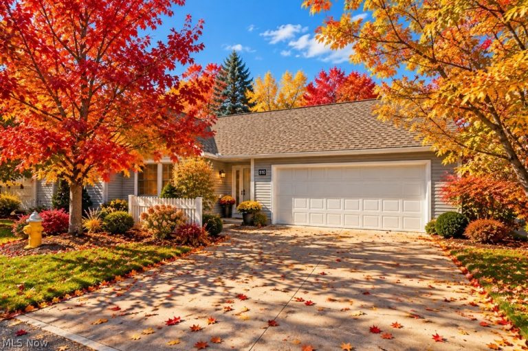 910 Wellsley Lane, Akron, OH, 44313