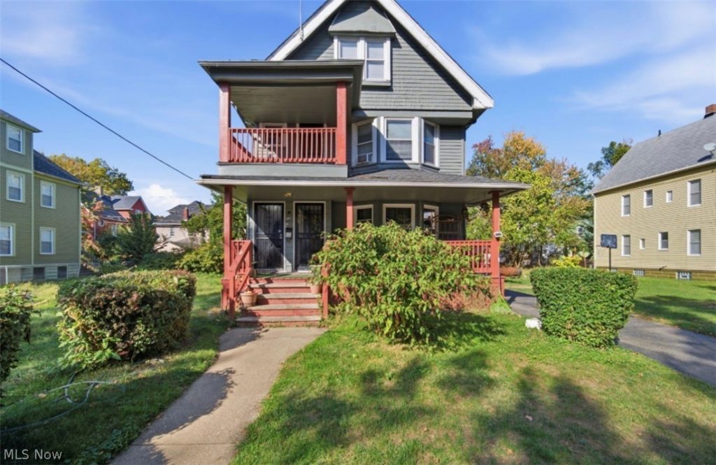 10305 Ostend Avenue, Cleveland, OH