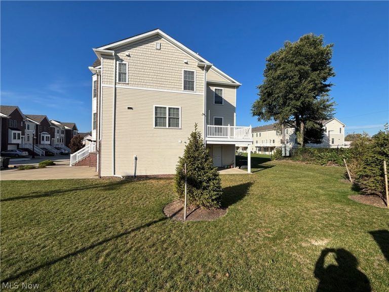 1927 86th Street, Cleveland, OH - Photo 2