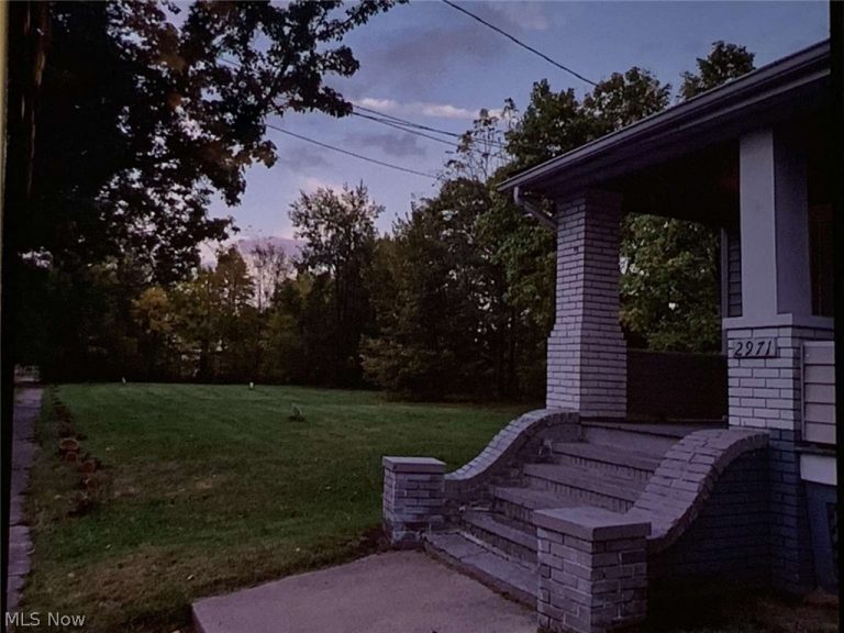2971 65th Street, Cleveland, OH - Photo 4
