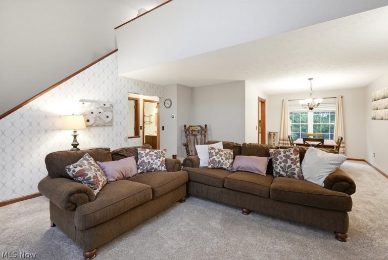 14504 Cross Creek Lane, North Royalton, OH - Photo 6