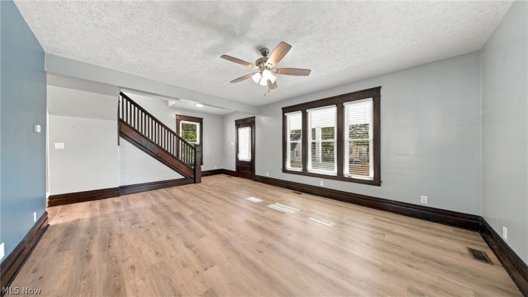 2319 Liberty Street, Parkersburg, WV - Photo 6