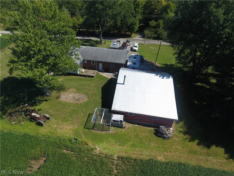 10240 Cemetery Road, Burbank, OH - Photo 3