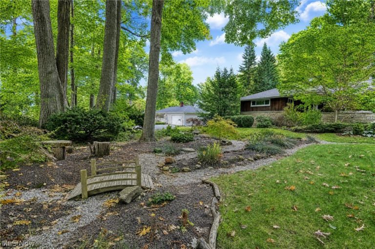 8261 Timberlane Drive, Concord Twp, OH - Photo 4