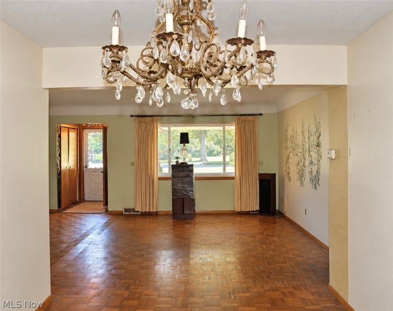 470 Karl Drive, Richmond Heights, OH - Photo 3