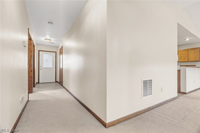 2806 Marsh Avenue, Canton, OH - Photo 6