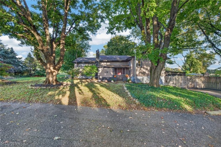 38565 Sugar Ridge Road, North Ridgeville, OH - Photo 3