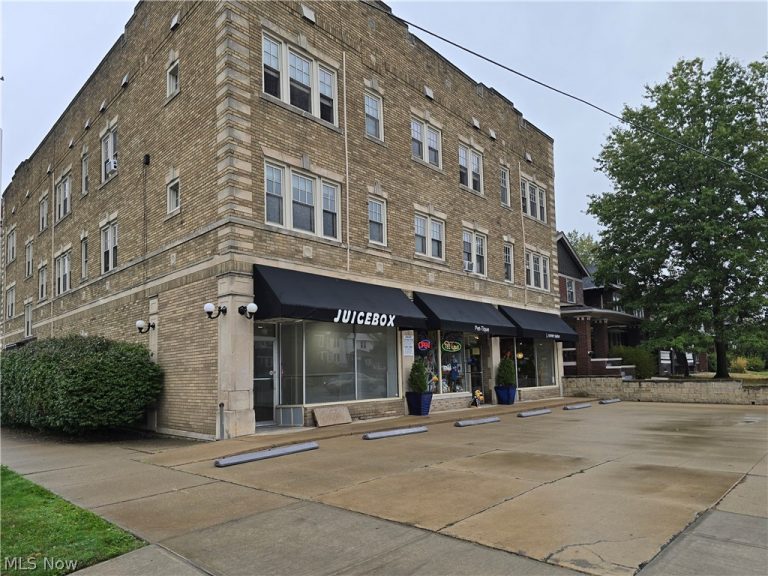 10908 Clifton Boulevard, Cleveland, OH, 44102