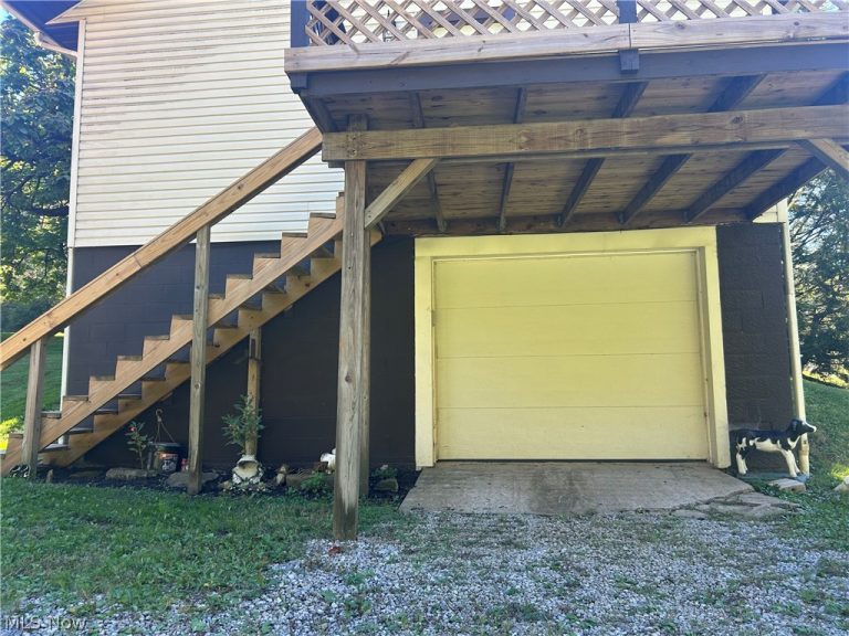 10693 Cadiz Road, Cambridge, OH - Photo 5