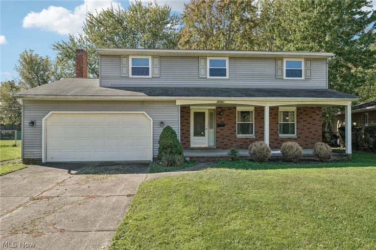 26961 Leenders Lane, North Olmsted, OH, 44070