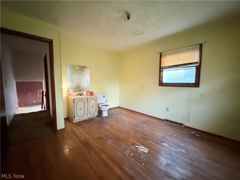 10715 Orrville Street, Massillon, OH - Photo 8
