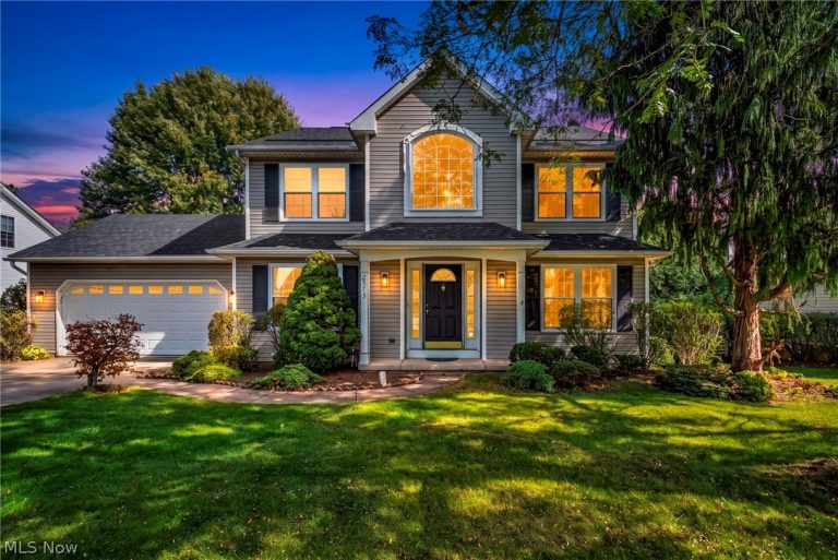 2573 Stonecreek Drive, Akron, OH, 44320